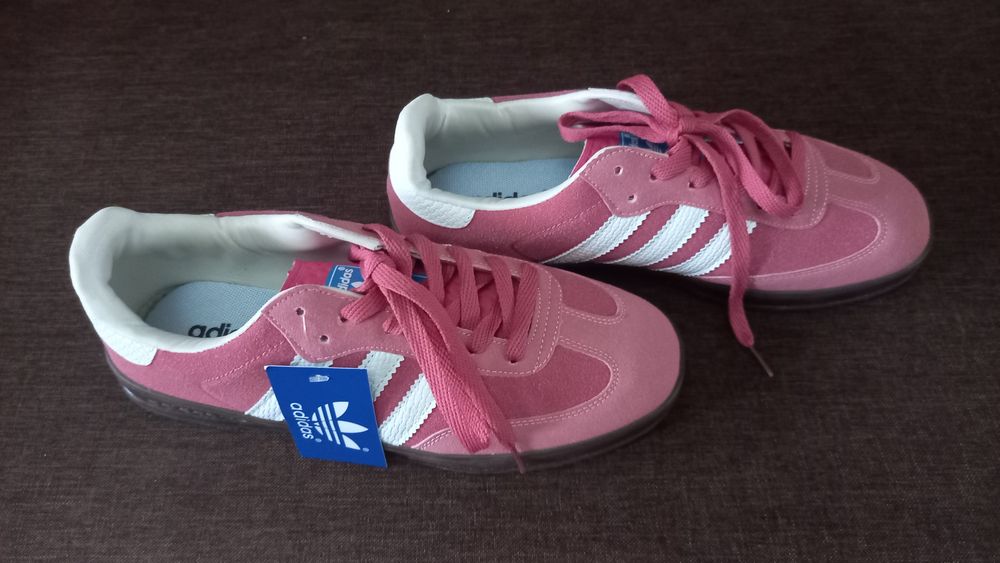 Кроссовки Adidas 42 размер