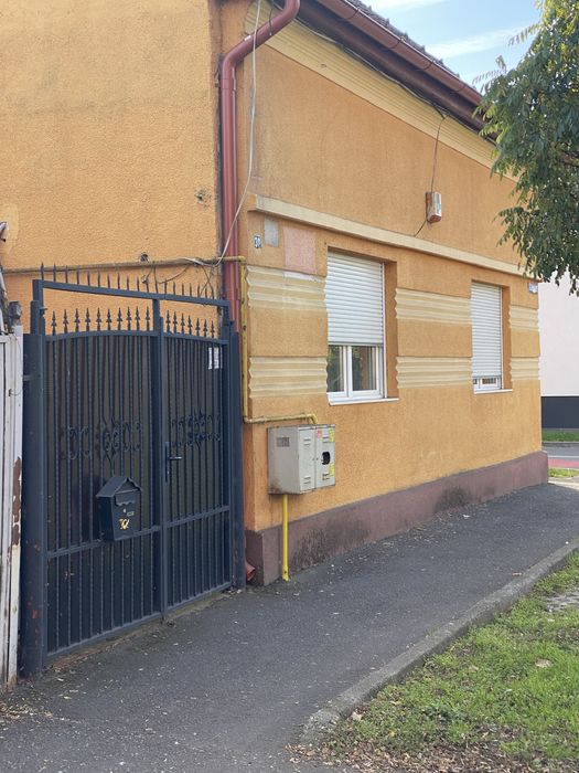 Casa de vanzare zona Closca