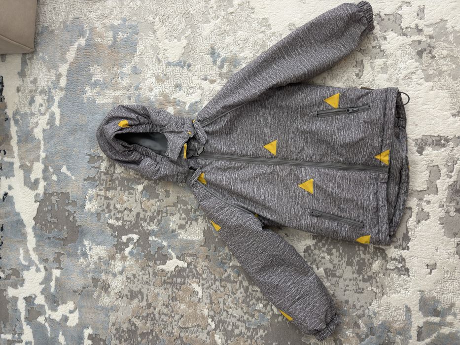 Куртка легкая демисезонная