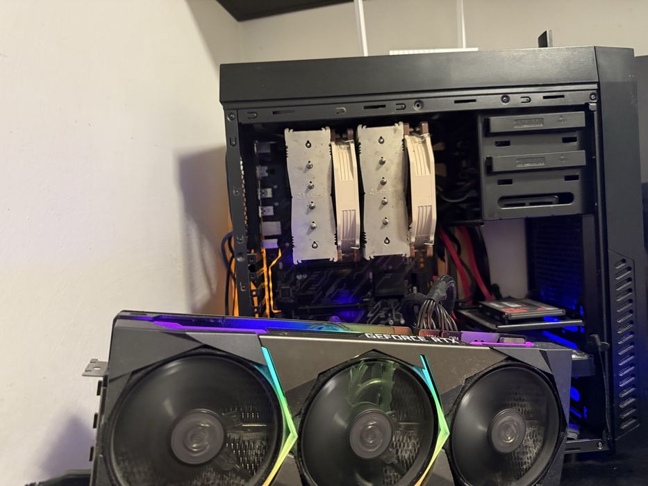 Геймърски компютър RTX 3070Ti I7-8700K