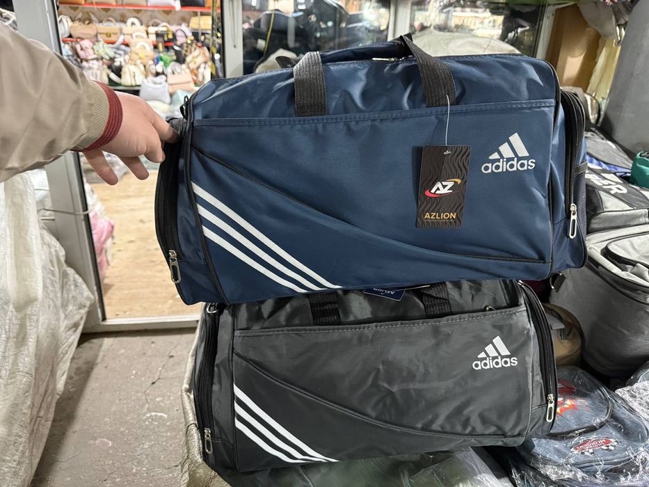 Turli xildagi sumkalar rassiya uchun sport va turli yoʻldagi sumkalar