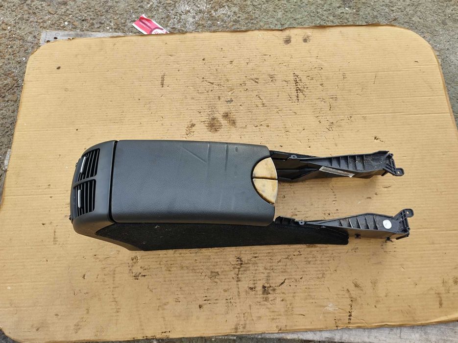 Подлакътник Барче Mercedes E class W211 V6 4matic Tmodel OM642