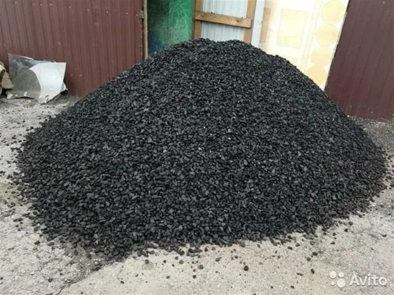 Закидаю Уголь быстро в окошко, на телешках