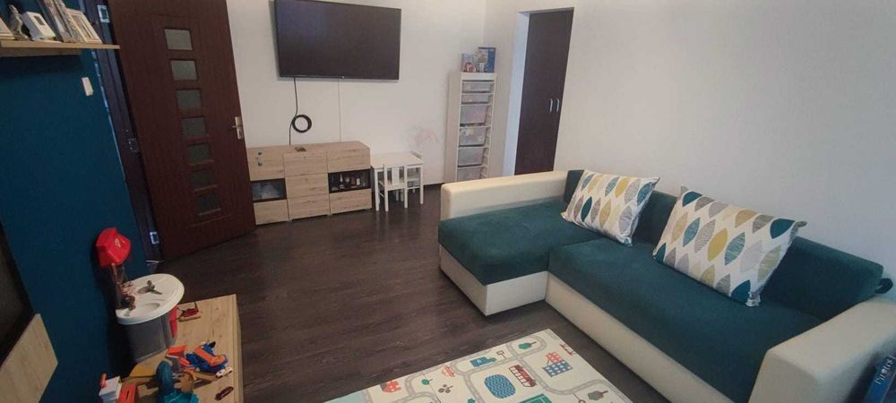 Apartament cu 2 camere de inchiriat