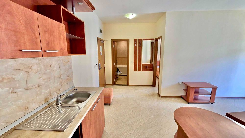 Продава се Двустаен апартамент в к.к. Слънчев бряг - 71 кв.м за 895 €/кв.м - Снимка #5