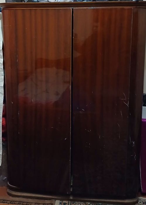 Мебель. Шифонер б/у