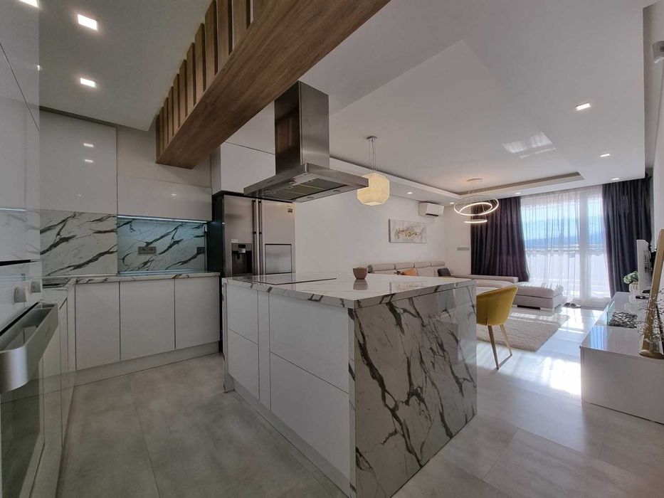 Продава се Тристаен апартамент в София, Люлин 10 - 105 кв.м за 671 €/кв.м - Снимка #2