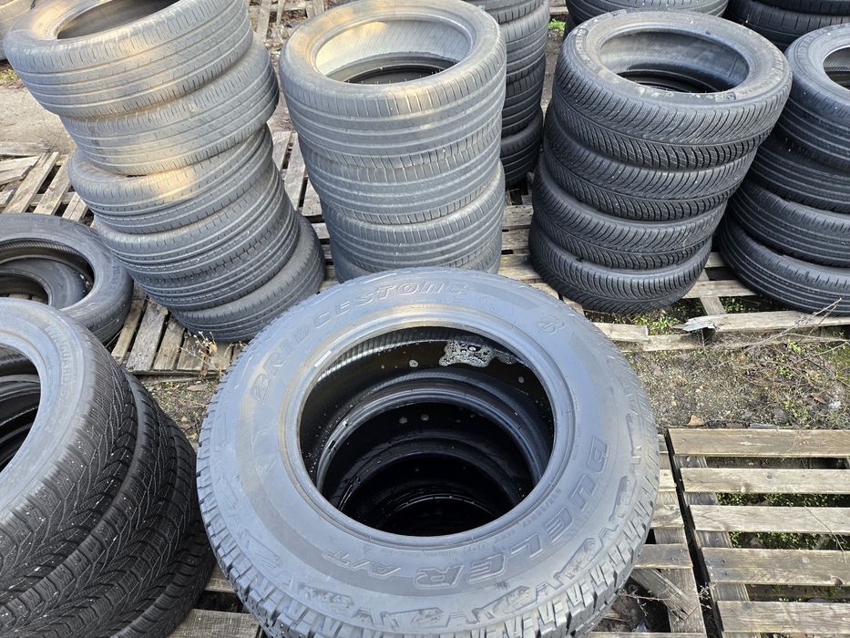 4бр. 265 65 17 Bridgstone всесезонни.