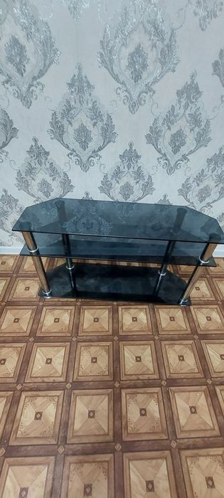 Срочно продаеться подставка для ТВ