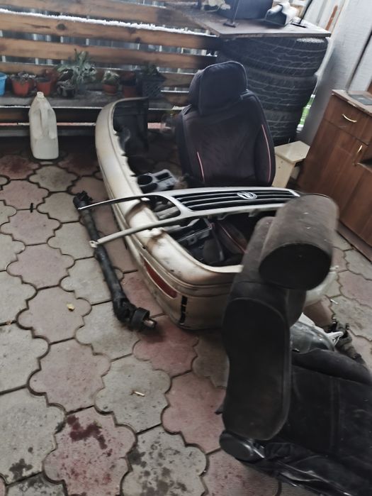 Авторазбор таета хайс