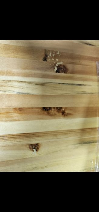 Стеллажи с полками под товар