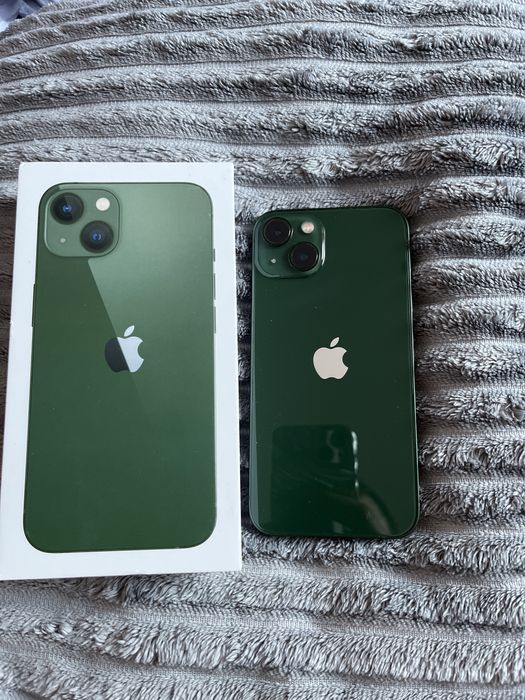 Продам iPhone 13