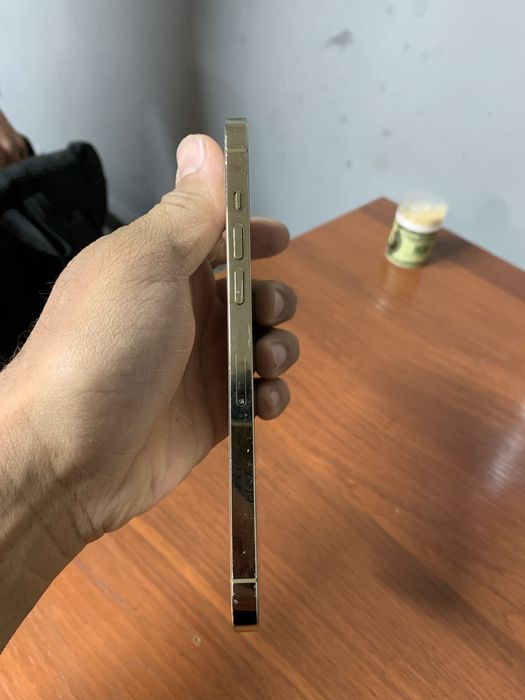 iPhone 12про мах СРОЧНО