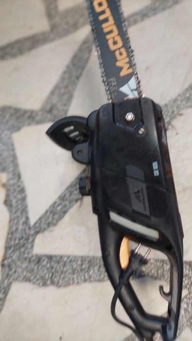 Електрически верижен трион MCCULLOCH CSE1835, 230 V, 1800 W, 35 см