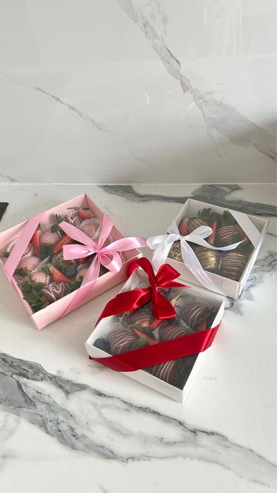 Клубника в шоколаде на 8марта