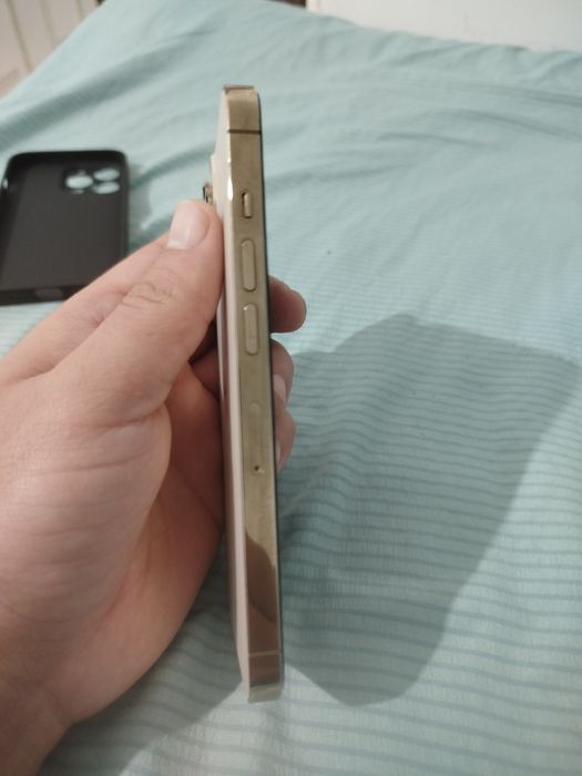 Айфон 13 про.   256 гб