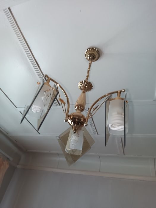 Люстры электричекие