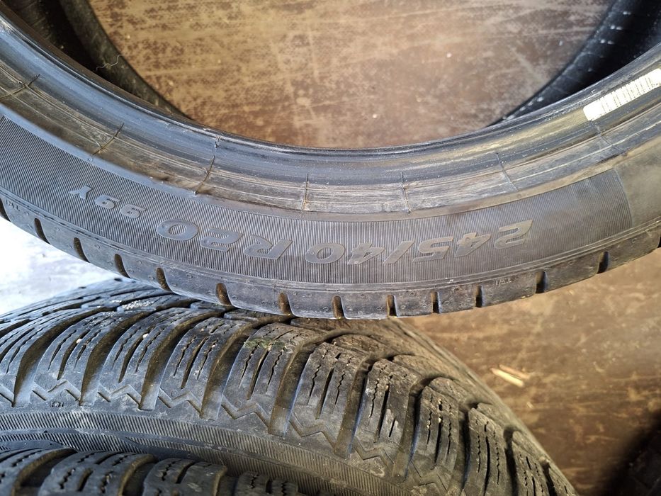 4 броя летни гуми Pirelli P Zero 245/40/20