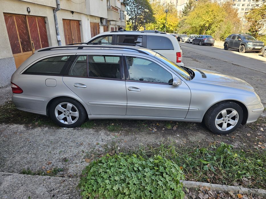 MERCEDES BENZ E CLASS 200 T Kompressor 200