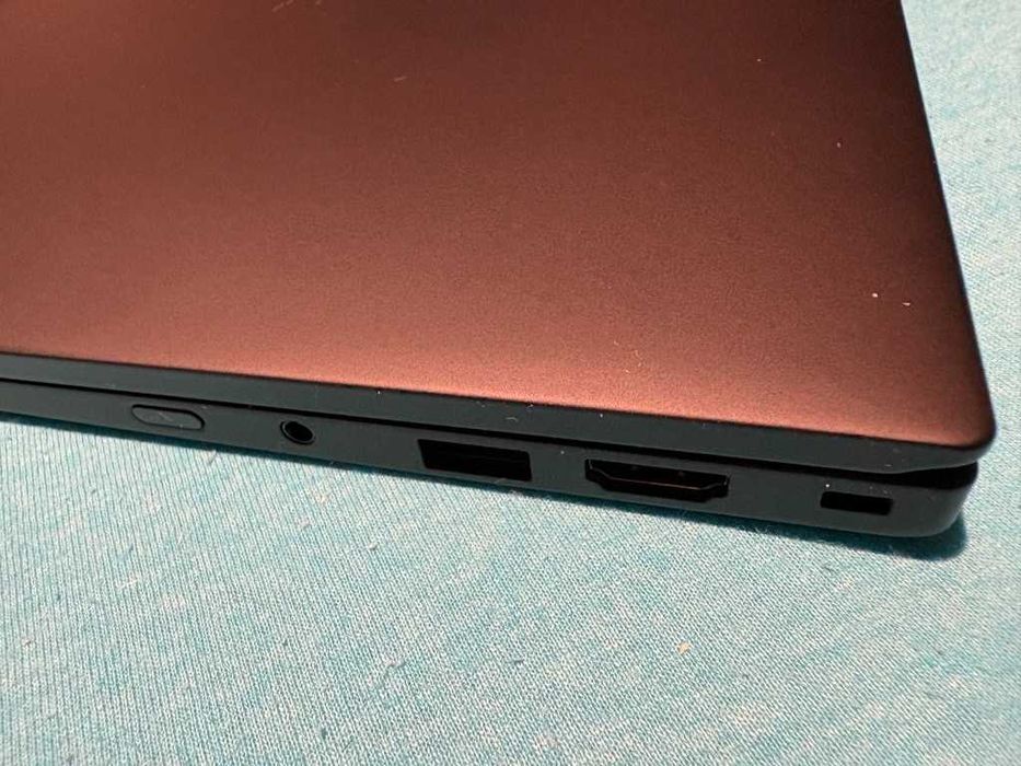 Lenovo ThinkPad X1 Carbon Gen 12 14"IPS 500nit 100%RGB, Ultra 7, 64/1т