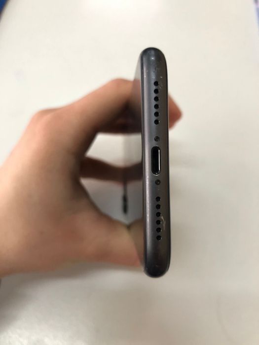 Iphone 11 64гб 77%акб