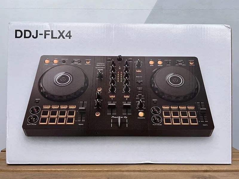 Ddj FLX 4 пульт для диджеев