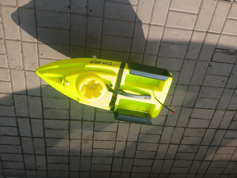 Navomodel vaporas pescuit