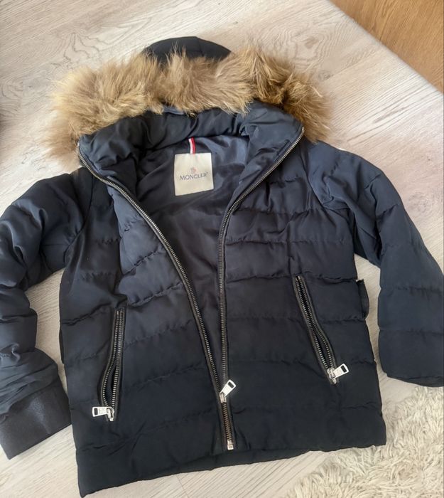 Geaca moncler 6 ani