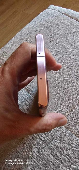Продавам Samsung Galaxy Note 20