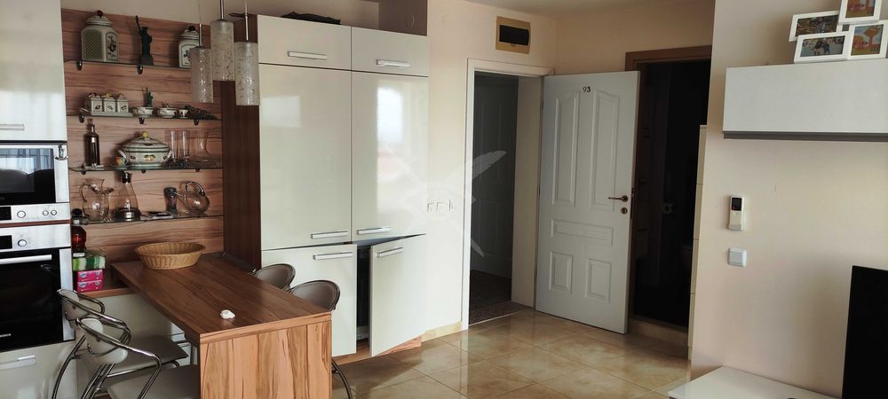 Продава се Тристаен апартамент в Свети Влас - 165 кв.м за 1273 €/кв.м - Снимка #3