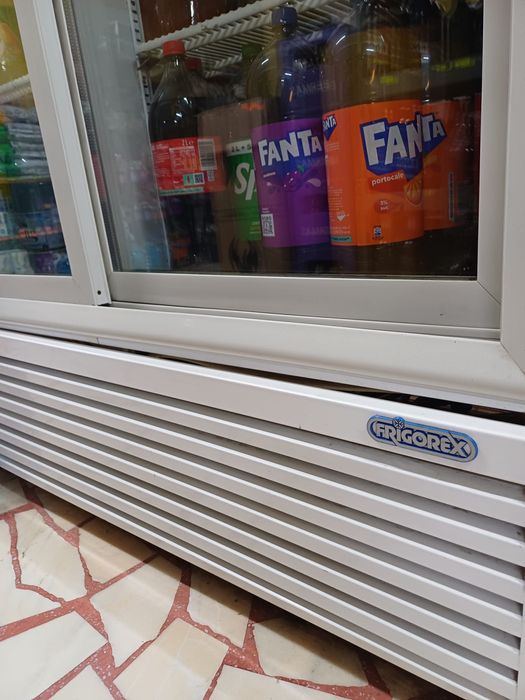 Vitrina frigorifica - stare foarte buna