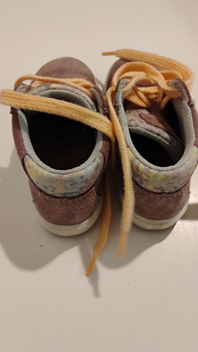 Vand pantofi fetițe Superfit 22