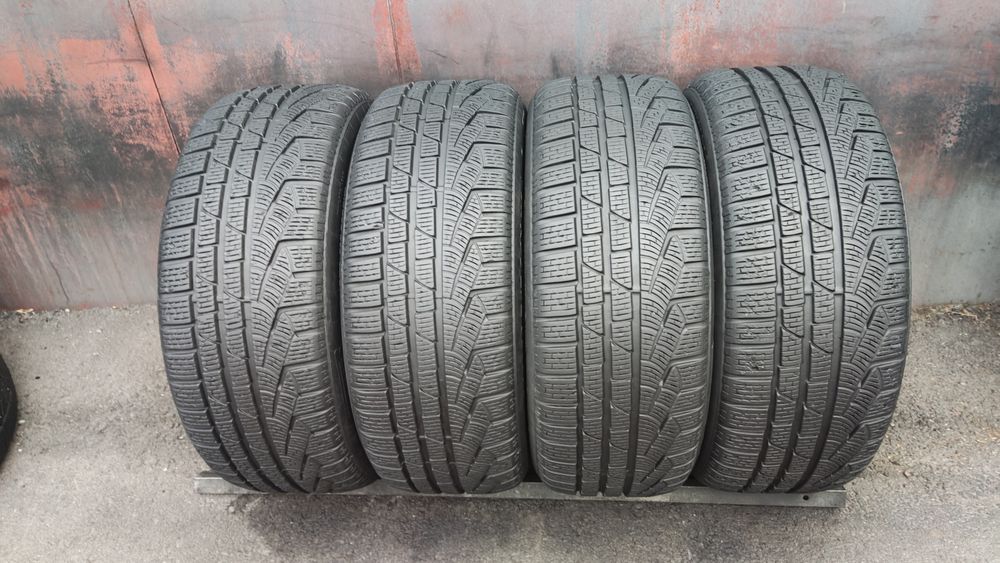 4бр. зимни гуми 225/50/17 Pirelli Scotto Zero
