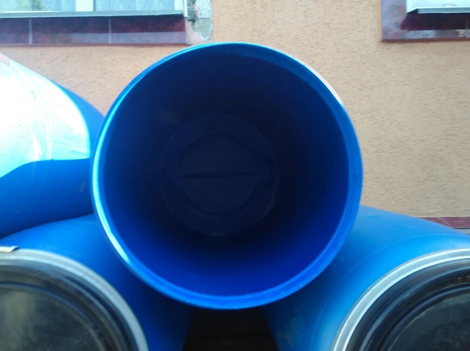 Бочки 220 л,прочные