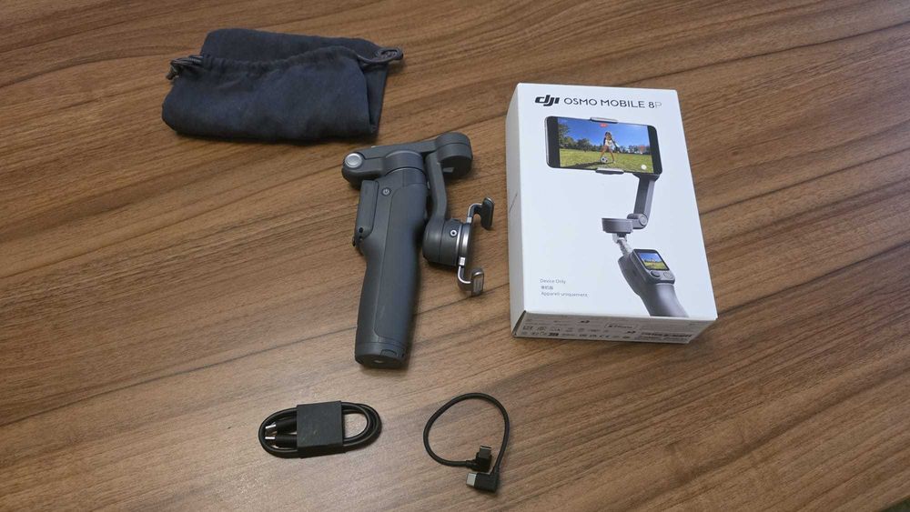 DJI Osmo mobile 8P (Device only)