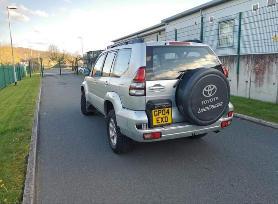 Dezmembrez Toyota Land Cruiser 3.0 163 cp 2003-2009