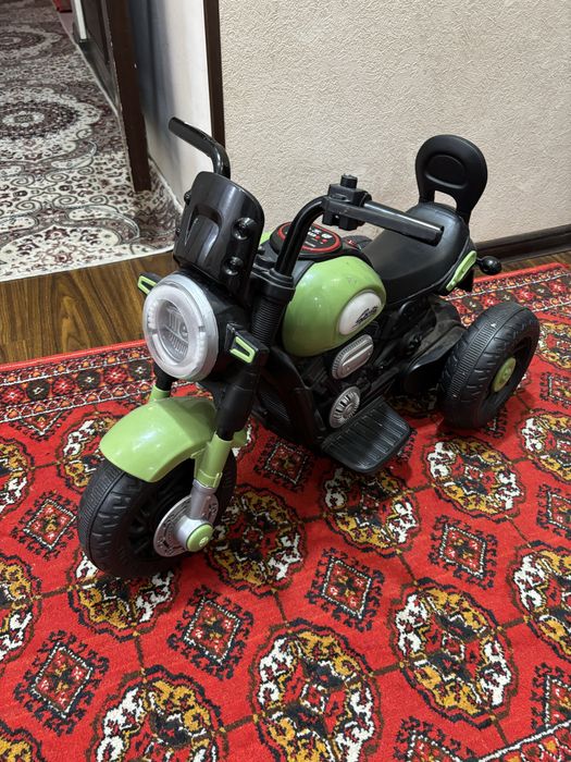 Detskiy matatsikl srochna sotiladi