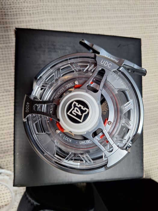 Vand mulineta musca fly Hardy noua