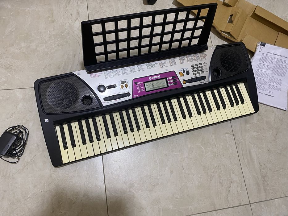 продам YAMAHA PSR-172