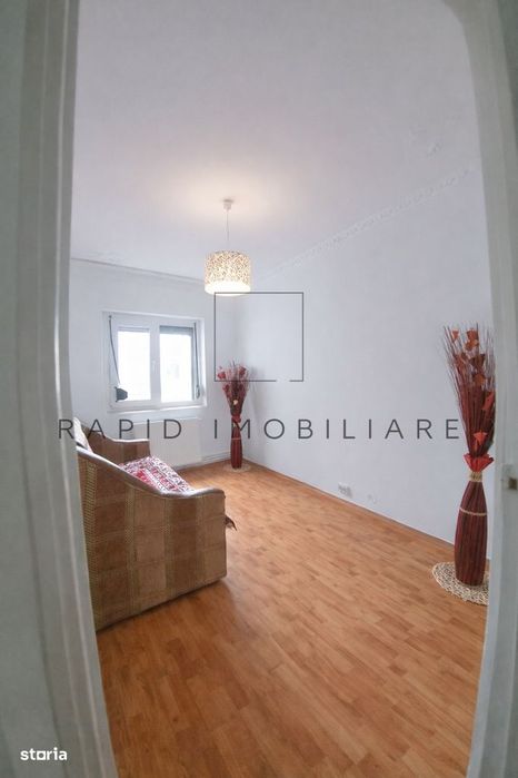 Apartament 3 Camere - Decomandat - Etaj 2/4 - Micro 21