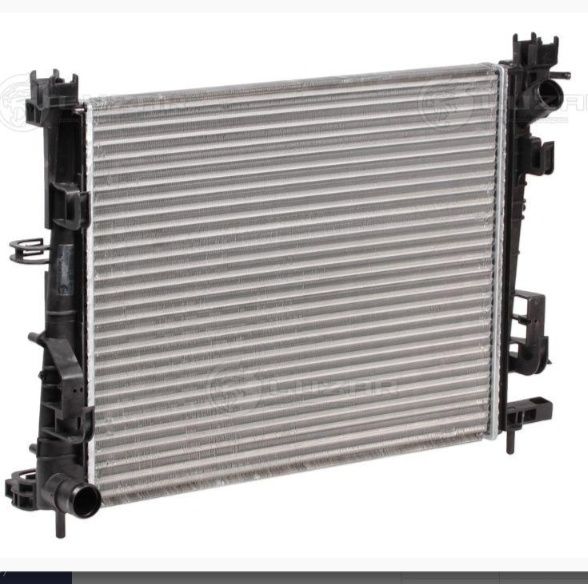 Радиатор охлаждения Лада Веста,Икс-Рэй,Рено Логан 14,Сандеро.