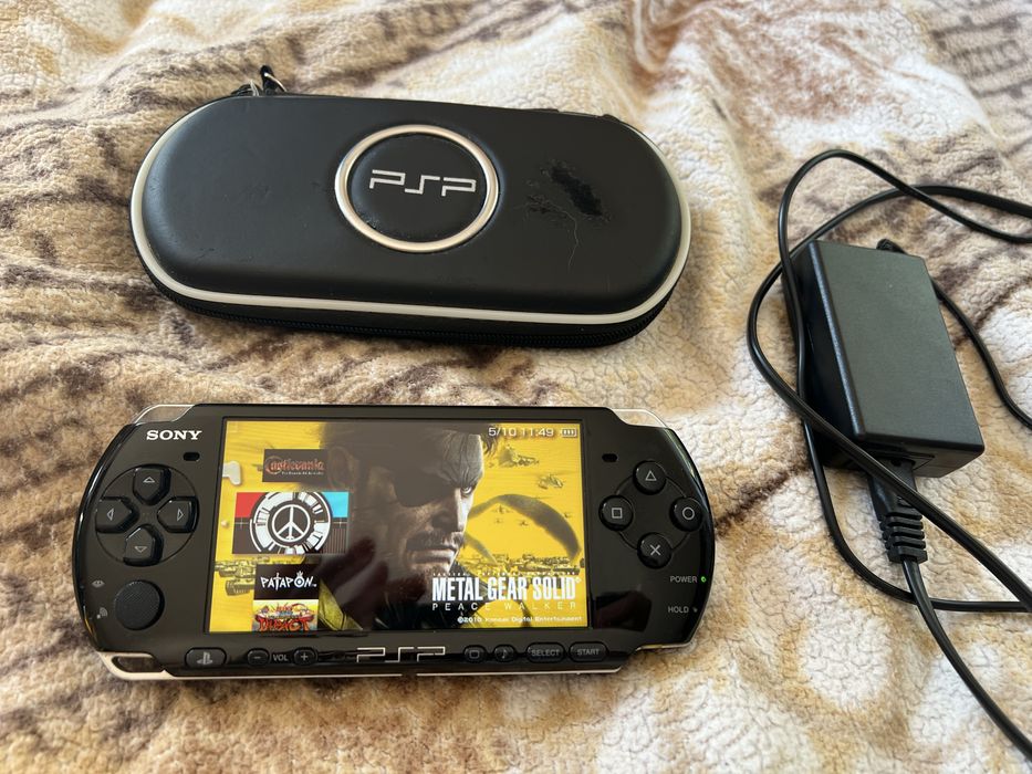 Psp 3004 с нова батерия и зарядно