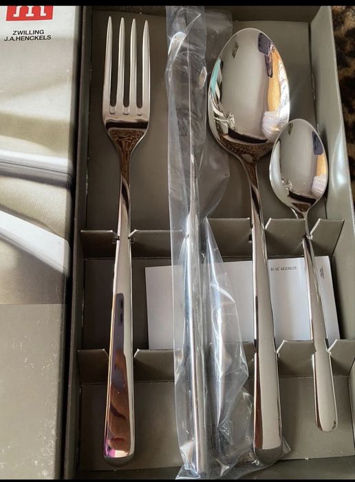 Столовые приборы