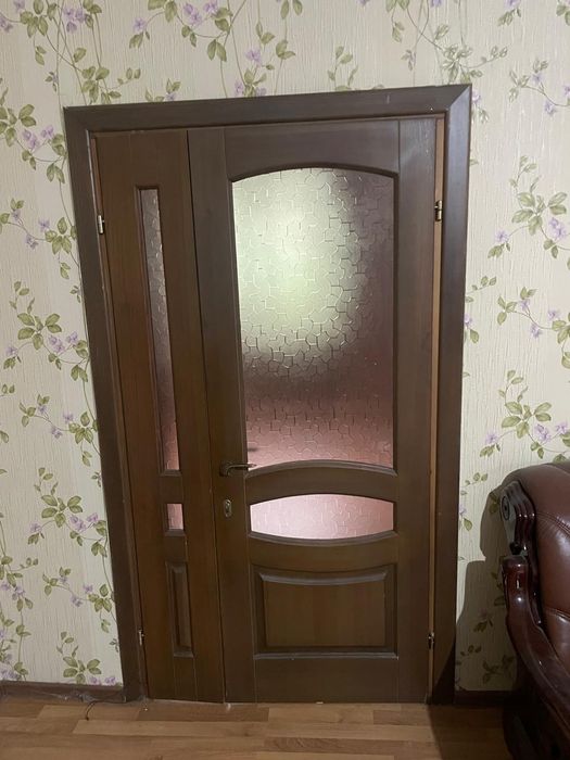 Дверь деревянные срочно продаются