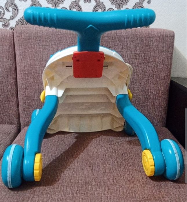 Продам ходунок- толокар