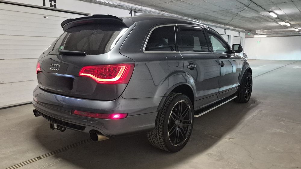 Audi Q7 V6T*Revo*Nightmare*Maxton*LED