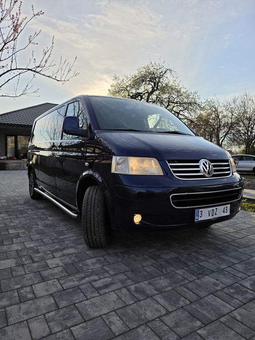 Volkswagen T5 2009 / EXTRA LONG / 2.5 TDI