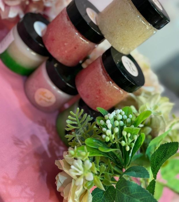 Скраб за лице и тяло