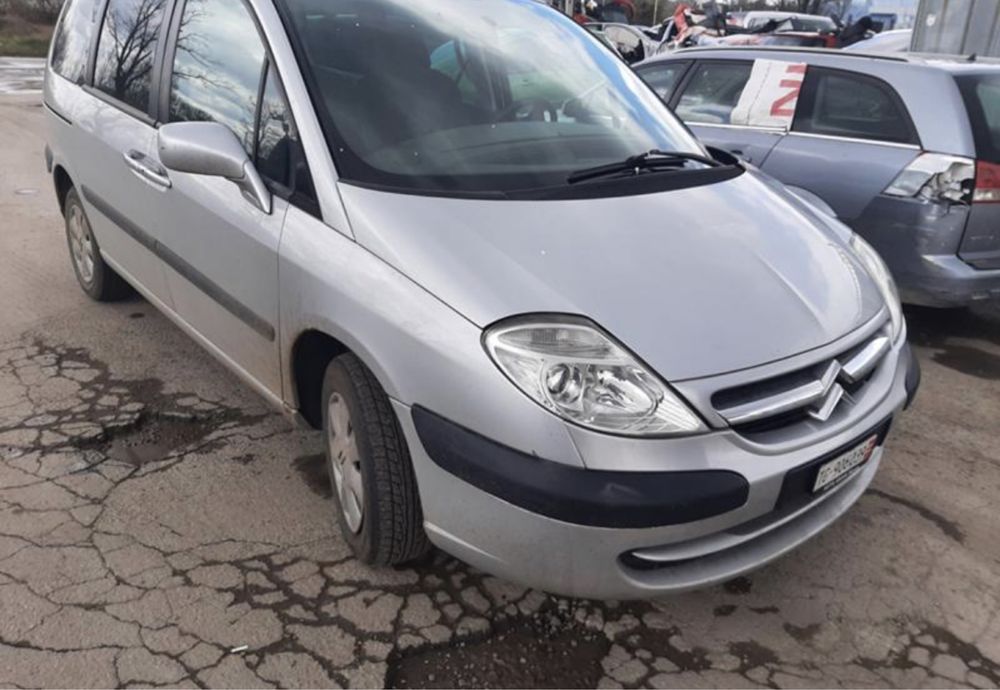 Citroen C8 2.0HDI на части