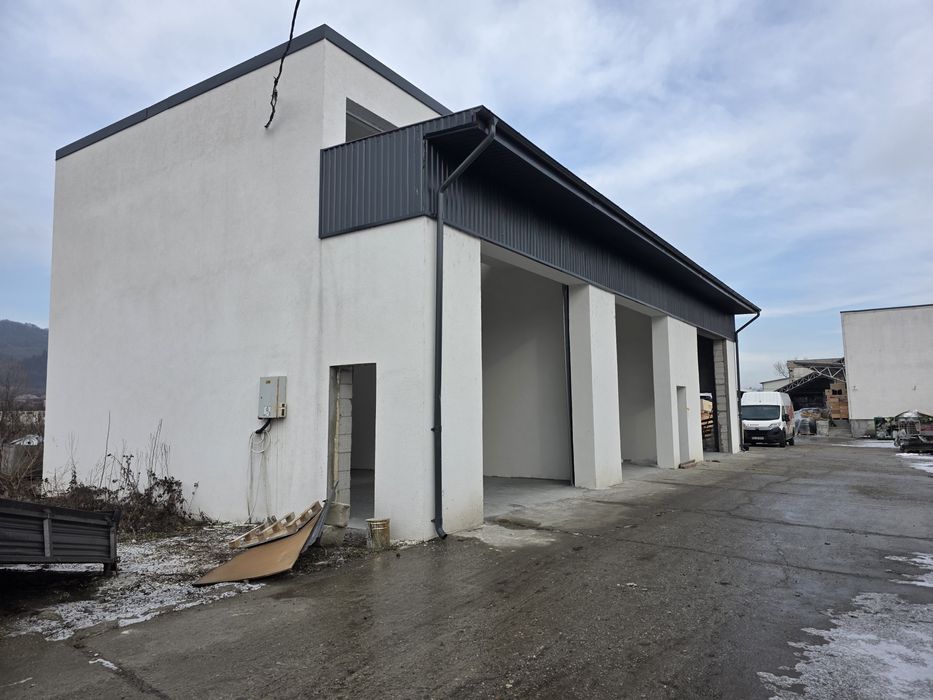 Service de inchiriat